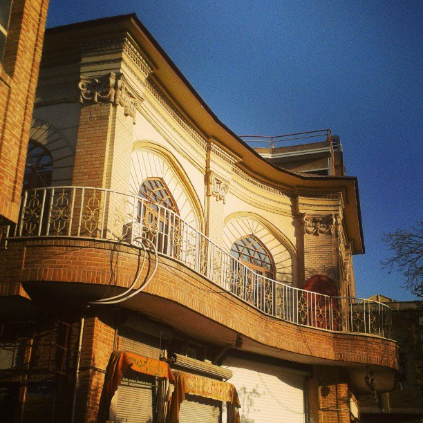 همراه‌نگاره:  کوچه مروی