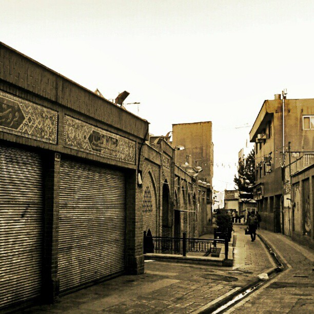 همراه‌نگاره:  کوچه های قدیمی تهران