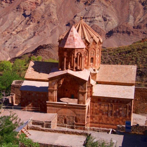 همراه‌نگاره:  کلیسای سنت استپانوس