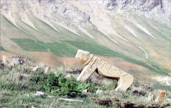گردشگری خوزستان به خاک سیاه نشست