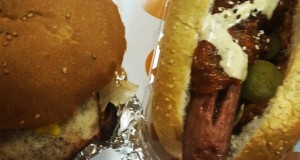 نگاره:  هات داگ مکزیکی و مرغ کبابی شیلا@shila_food