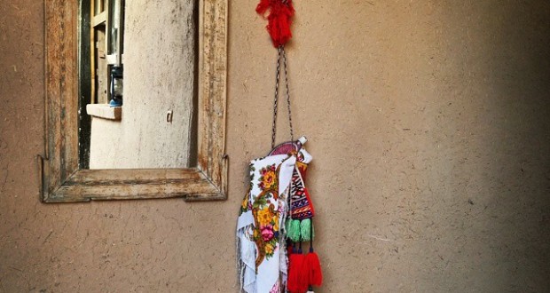 نگاره:  دیگر درونِ آینه خوابی نیست…