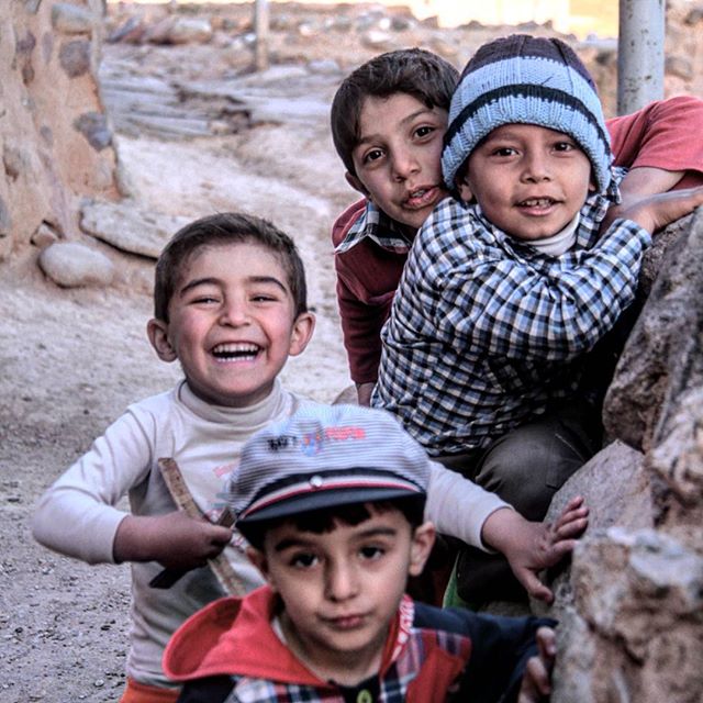 نگاره:  کودکان خاک