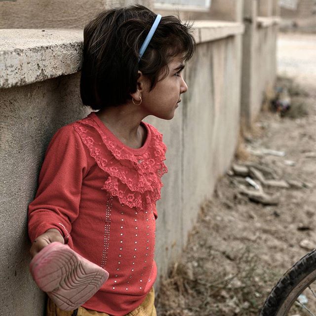 نگاره:  قایم باشک!