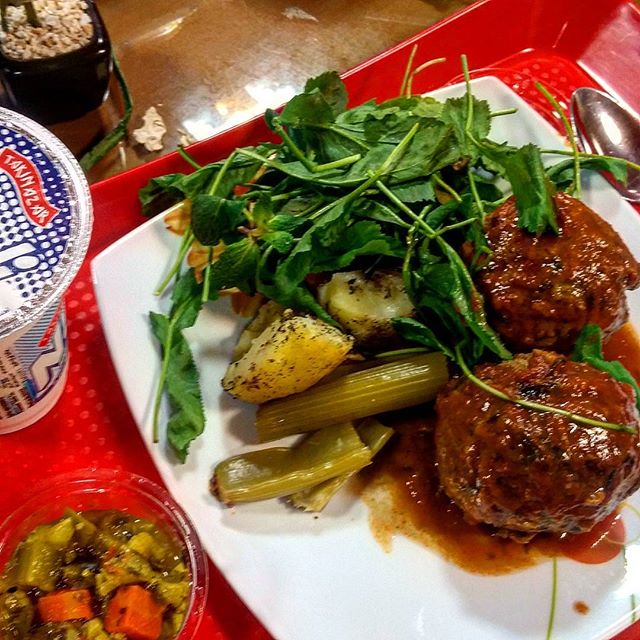 نگاره:  وقتی غذای خبرگزاری خوشگل می‌شود