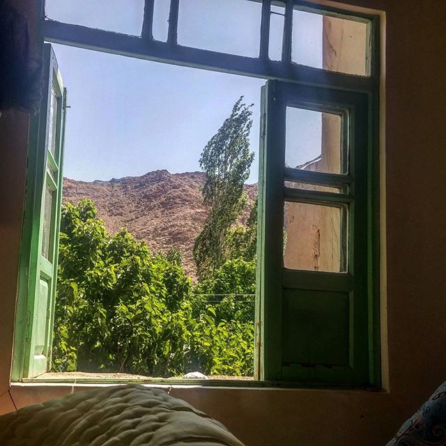 نگاره:  پنجره‌مونهمین الان یهویی