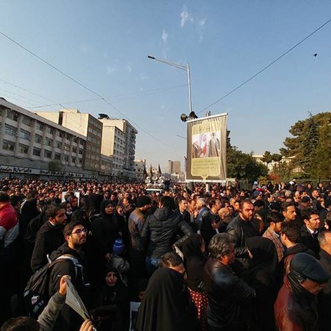 نگاره:  مراسم #تشییع پیکر آیت‌الله #هاشمی #رفسنجانیhttp://telegram.me/masoudborbor